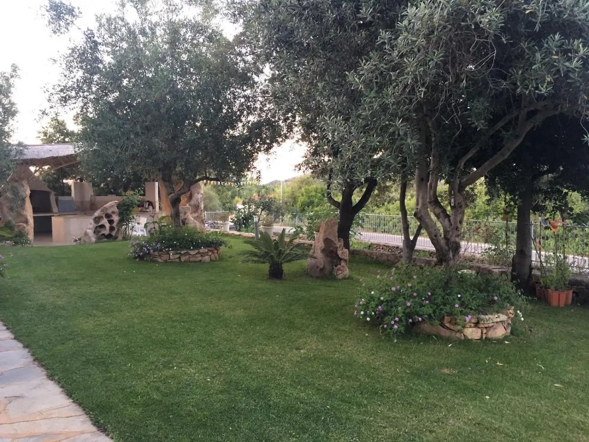 Bed & Breakfast B&B Elena San Teodoro  Italy